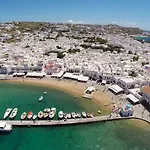 Feriehus White Memories, Seafront Luxury Mykonos