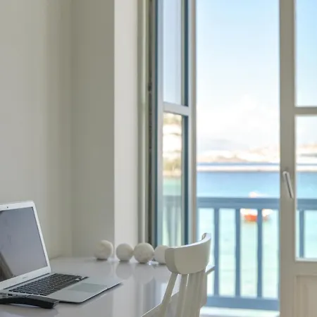 White Memories, Seafront Luxury Mykonos Vakantiehuis Mykonos Town